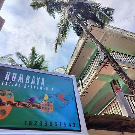 Kumbaya Beachside Hostel & Apartments At Arambol Beach ภายนอก รูปภาพ